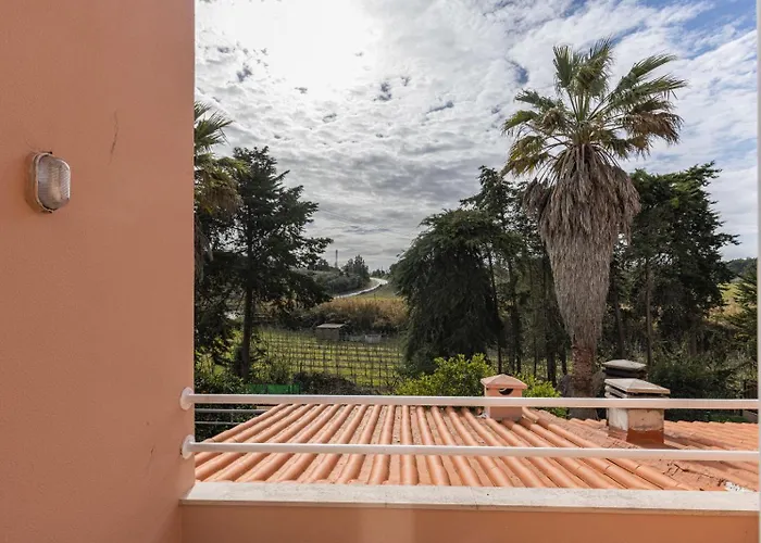 Hidden Garden Near The Castle Дом отдыха