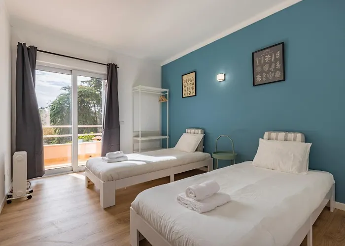 Hidden Garden Near The Castle Дом отдыха Обидуш